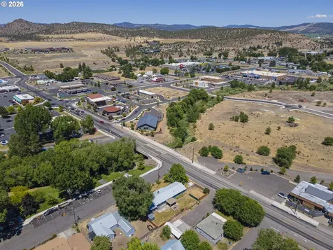1670 SE Mountain View Drive Prineville OR 97754
