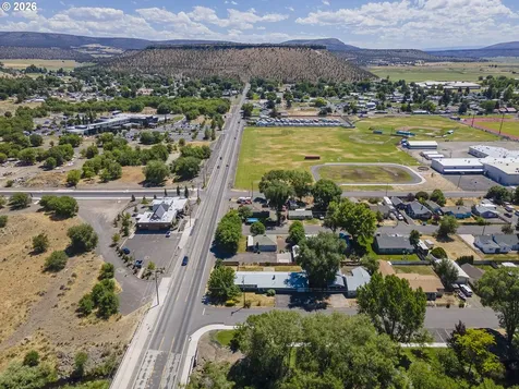 1670 SE Mountain View Drive Prineville OR 97754