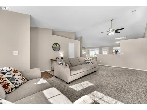 9809 NE 41st Avenue Vancouver WA 98665