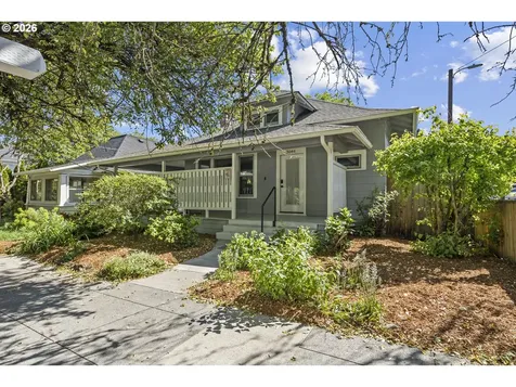 3044 SE 9th Avenue Portland OR 97202