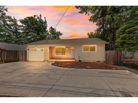 4867 SW Taylors Ferry Road Portland OR 97219