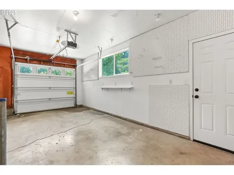 4867 SW Taylors Ferry Road Portland OR 97219