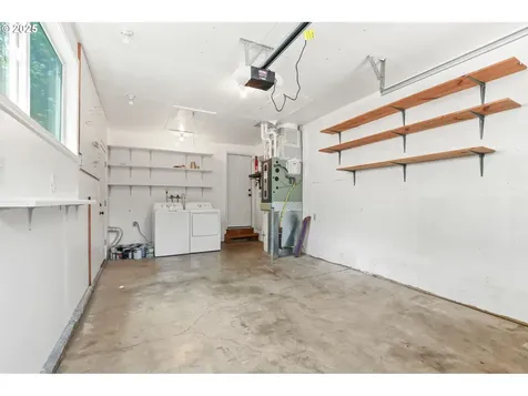 4867 SW Taylors Ferry Road Portland OR 97219