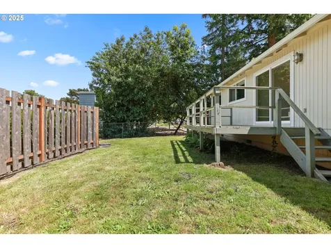 4867 SW Taylors Ferry Road Portland OR 97219