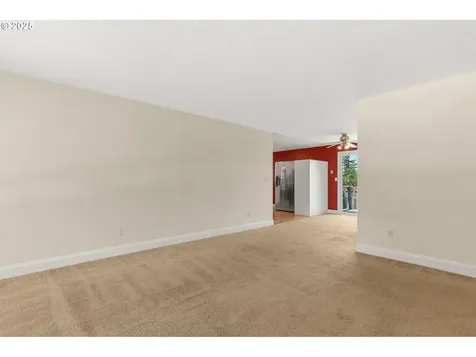 4867 SW Taylors Ferry Road Portland OR 97219