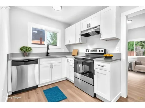 328 18th Avenue Longview WA 98632