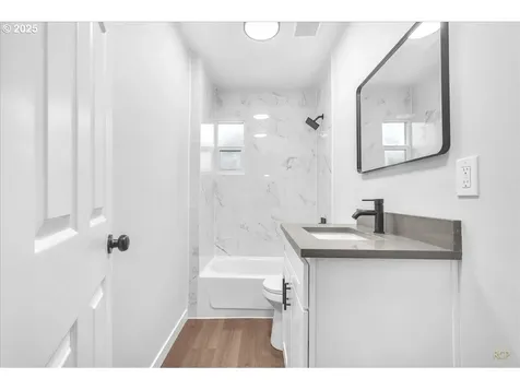328 18th Avenue Longview WA 98632