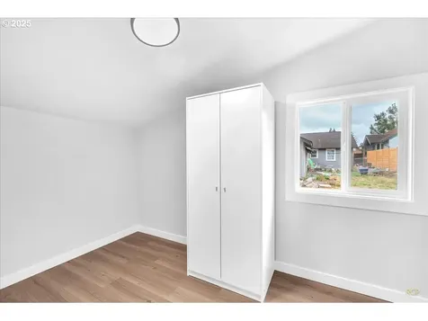 328 18th Avenue Longview WA 98632