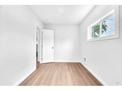 328 18th Avenue Longview WA 98632