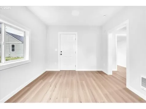 328 18th Avenue Longview WA 98632