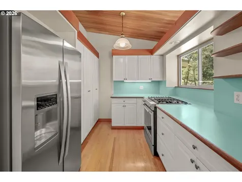 2591 Greentree Road Lake Oswego OR 97034