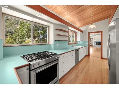 2591 Greentree Road Lake Oswego OR 97034