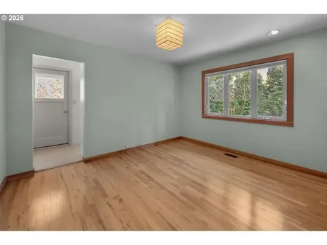 2591 Greentree Road Lake Oswego OR 97034