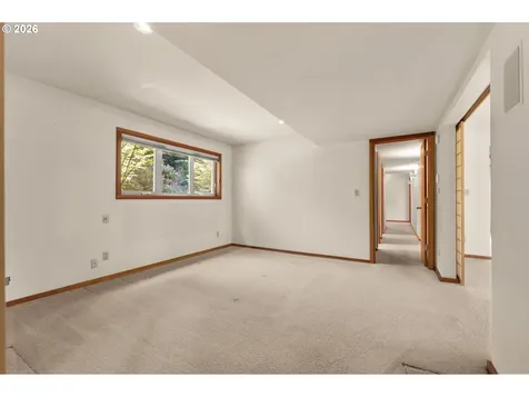 2591 Greentree Road Lake Oswego OR 97034