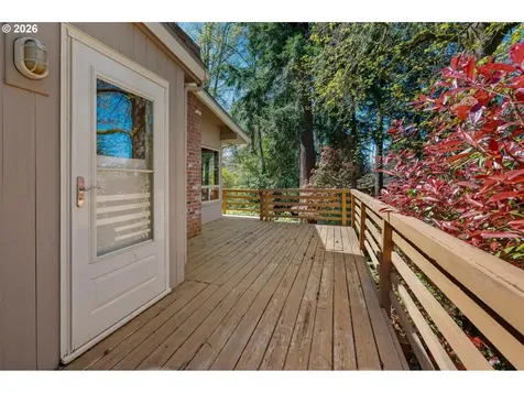 2591 Greentree Road Lake Oswego OR 97034
