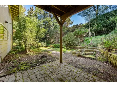 2591 Greentree Road Lake Oswego OR 97034