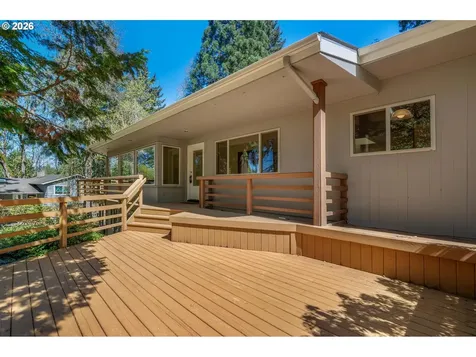 2591 Greentree Road Lake Oswego OR 97034