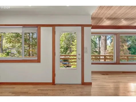 2591 Greentree Road Lake Oswego OR 97034