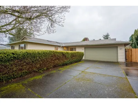 2320 NE Rene Avenue Gresham OR 97030