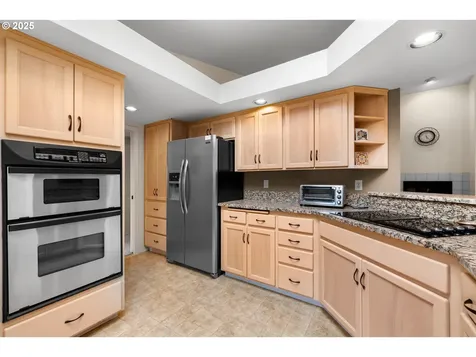 2005 NE 154th Court Portland OR 97230
