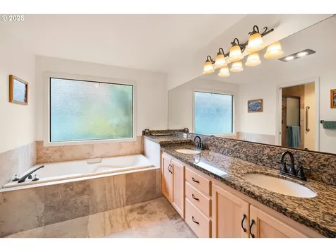2005 NE 154th Court Portland OR 97230