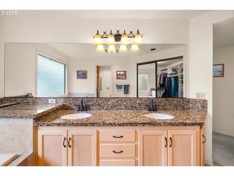 2005 NE 154th Court Portland OR 97230
