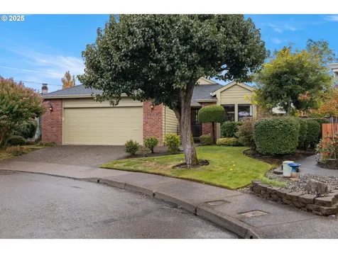 2005 NE 154th Court Portland OR 97230