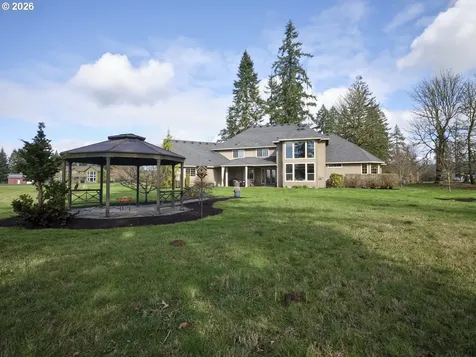 8000 NE 211th Avenue Vancouver WA 98682