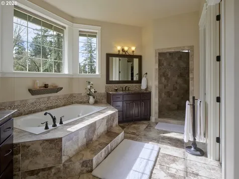 8000 NE 211th Avenue Vancouver WA 98682