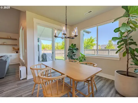 10107 NE 136th Avenue Vancouver WA 98682