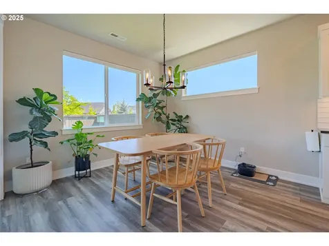 10107 NE 136th Avenue Vancouver WA 98682