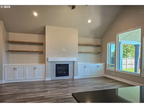 10107 NE 136th Avenue Vancouver WA 98682