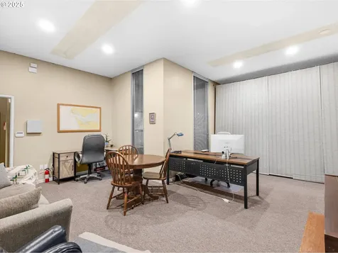 901 Marine Drive Astoria OR 97103