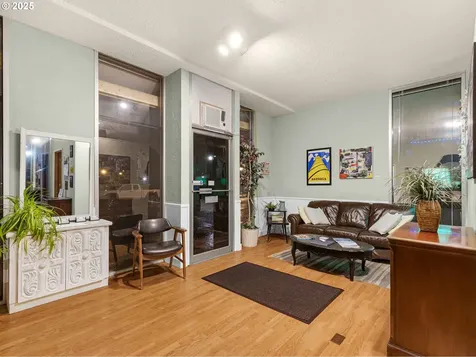 901 Marine Drive Astoria OR 97103