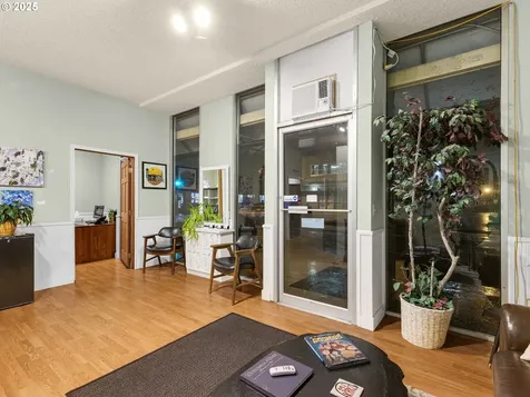 901 Marine Drive Astoria OR 97103
