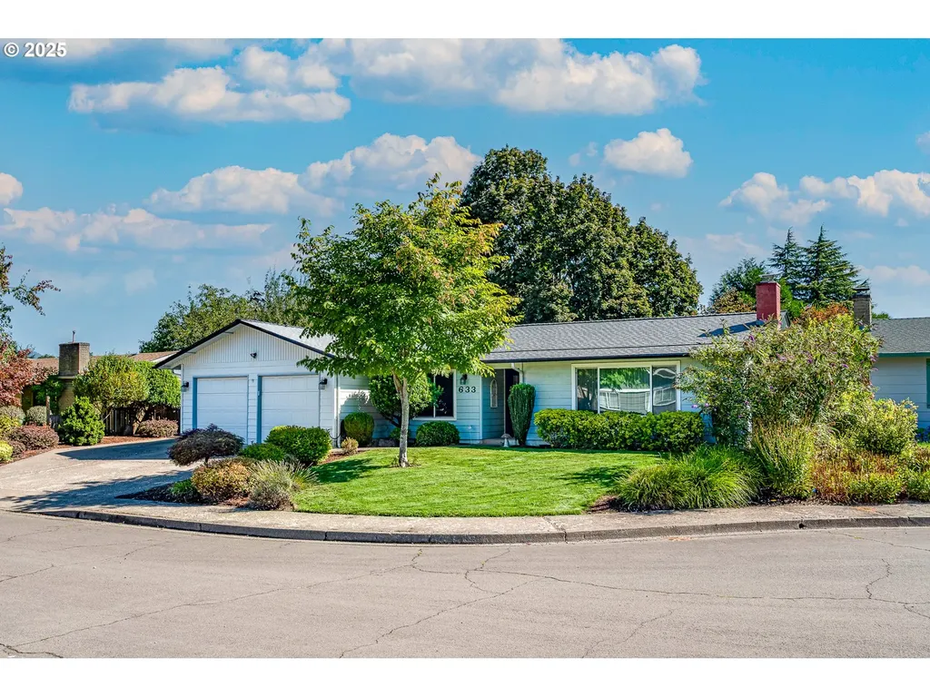 633 Rowan Avenue Springfield OR 97477