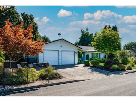 633 Rowan Avenue Springfield OR 97477
