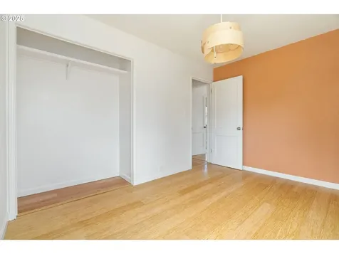 8310 NE Humboldt Street Portland OR 97220