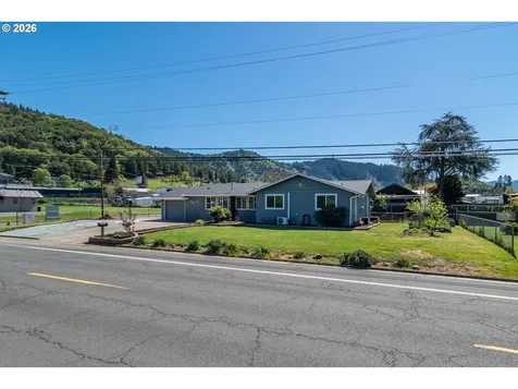 184 Chadwick Lane Myrtle Creek OR 97457