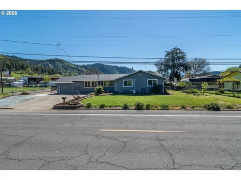 184 Chadwick Lane Myrtle Creek OR 97457