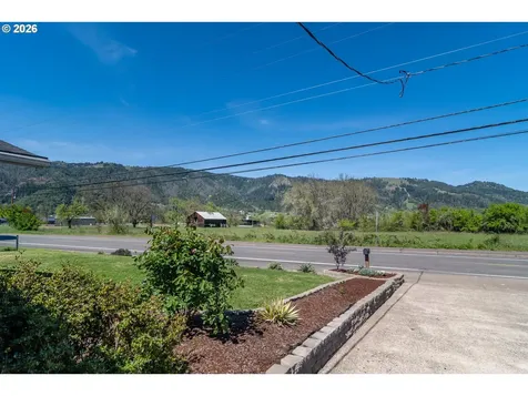 184 Chadwick Lane Myrtle Creek OR 97457