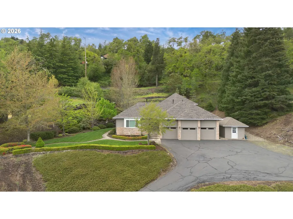 2867 NW Kline Street Roseburg OR 97471