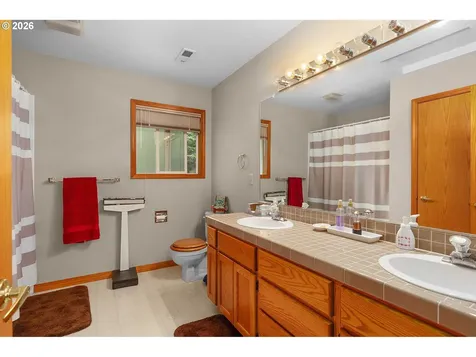 2867 NW Kline Street Roseburg OR 97471