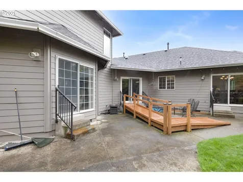 2867 NW Kline Street Roseburg OR 97471