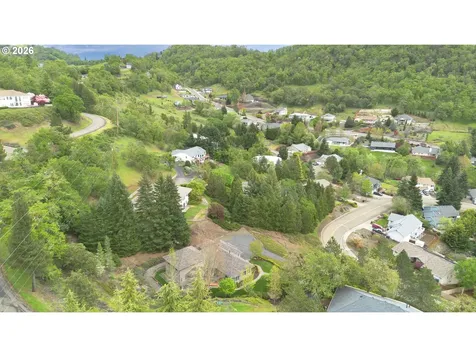 2867 NW Kline Street Roseburg OR 97471