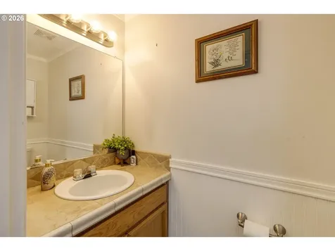 5911 NE 54th Street Vancouver WA 98661