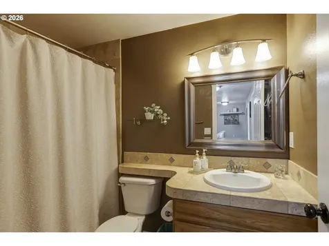5911 NE 54th Street Vancouver WA 98661
