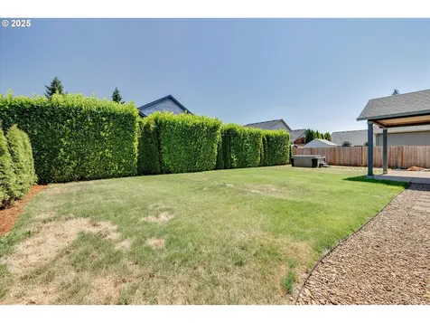 2177 A Street Hubbard OR 97032