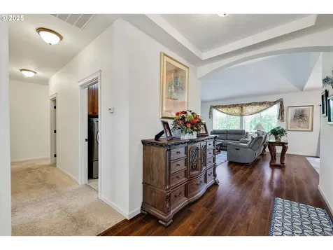 2177 A Street Hubbard OR 97032