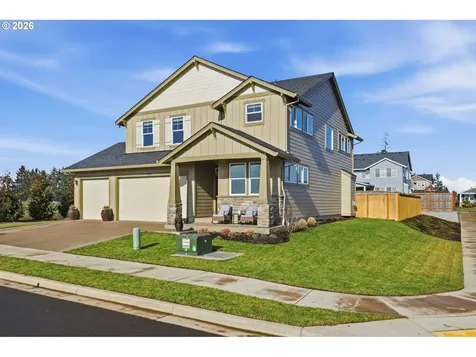 1035 Marie Street Mt. Angel OR 97362